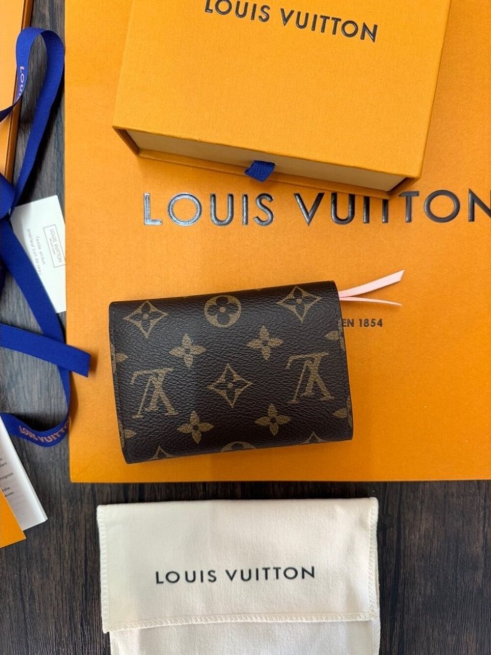 Louis Vuitton Classic Monogram Canvas Envelope Snap Small Card Wallet - Picture 2 of 5